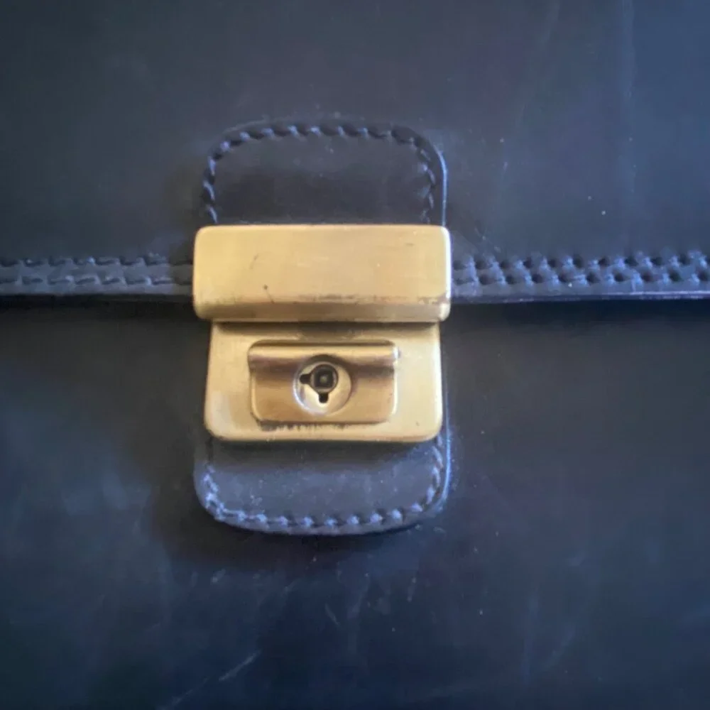 De‎ Martino Sorrento Black Leather Laptop School Briefcase Brass Hardware Italy